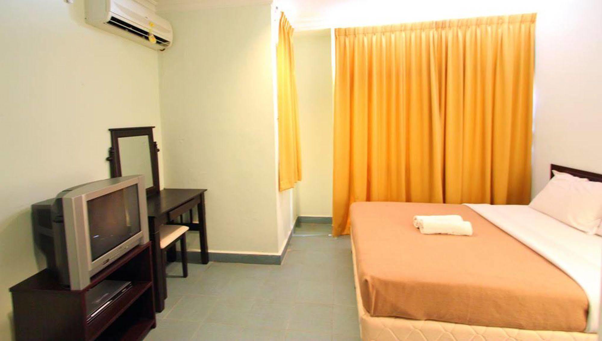Grandpa Hotel Port Dickson Extérieur photo